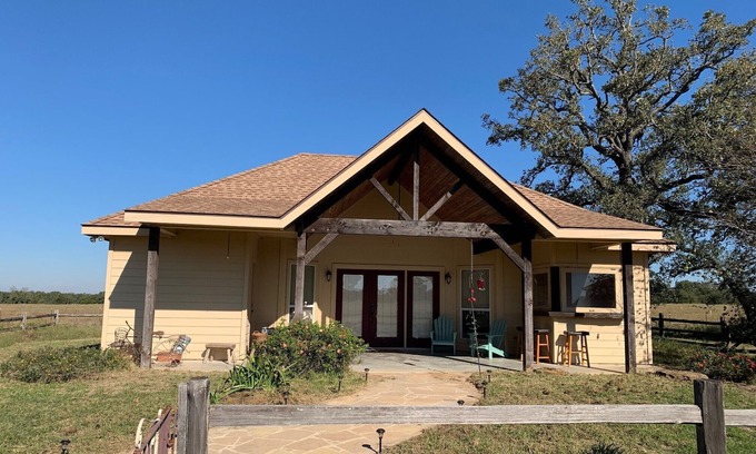 Lee County Other | Entire Country Farmhouse Retreat