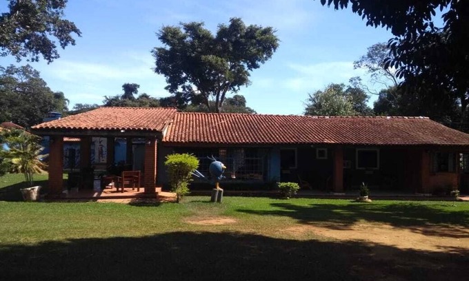 Cuiaba House | ENTIRE FARM - BIRDS SONG INN