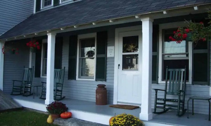 Walpole Other | Entire Farmhouse with lots of open space 15 min north of Keene