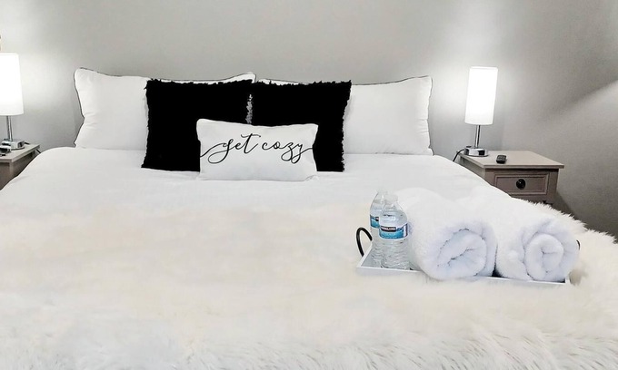 Sparks House | Entire Home Extended Stay Master Suite
