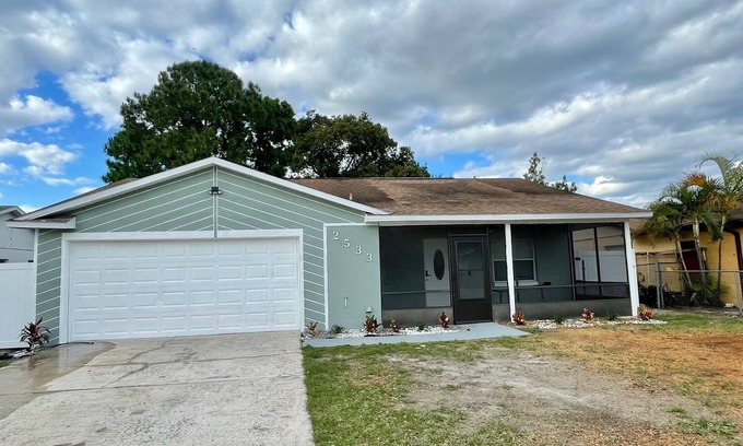 Oak Ridge House | Entire Home In Central Florida Near Millennia Mall!