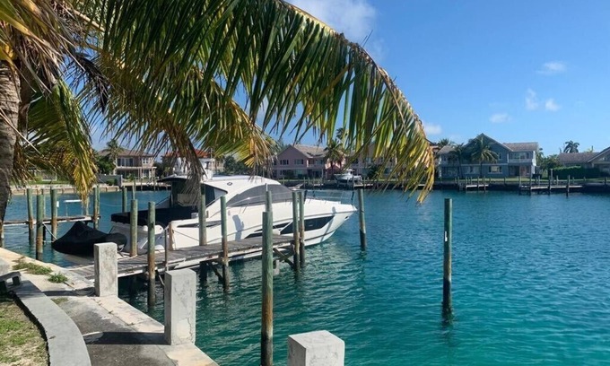 Bahamas Terrace Condo | Entire Home - Relaxing Ocean View Condo