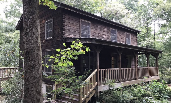 Waterford House | Entire Log Cabin Vacation Rental 4 Bedroom contact us for availability