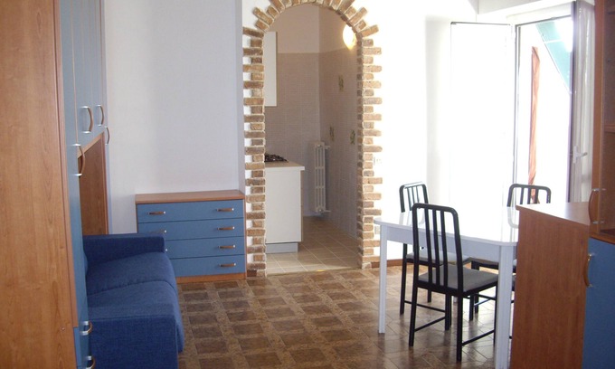 Pero House | ENTIRE NEW RHO-MILAN FAIR APARTMENT Dario's house