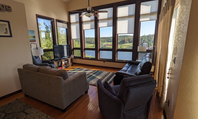 Spring Valley Cabin | Entire Peaceful Home in Divide, Colorado. Mountain & Lake Views