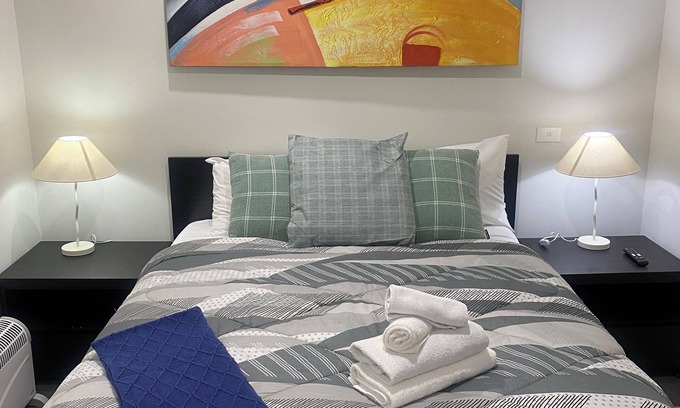 West Melbourne Apartment | Entire Rental Apartment in West Melbourne