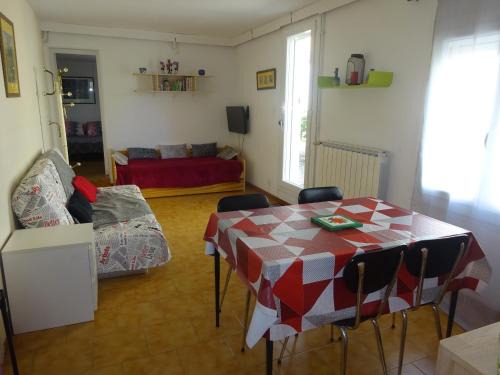 Saint-Andre-de-Sangonis Apartment | Entre mer et lac Salagou
