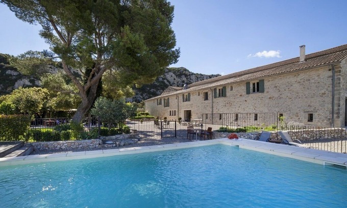 Pujaut Bed & Breakfast | Entre Vigne et Garrigue