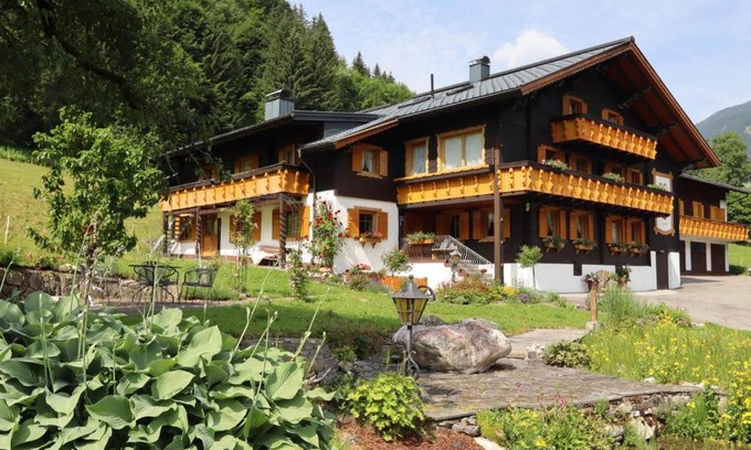 Silbertal Apartment | Enzianhof