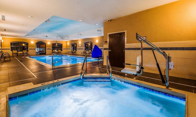 Bismarck Condo | Equipped King Suite Near Downtown | Free Daily Breakfast + Indoor Pool