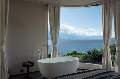 Manjiang House | Erhai Seaview Garden Villa &Dali Airport