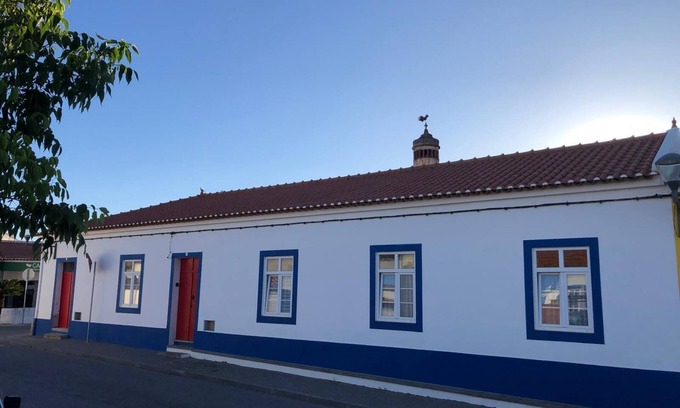 Ervidel House | Ervidel Guest House - N2 (Km 607). Pet friendly