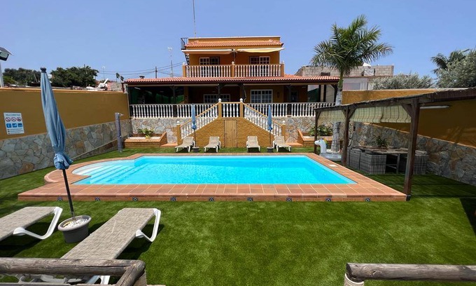 San Bartolome de Tirajana Villa | 170 m² Villa ∙ 4 bedrooms ∙ 8 guests