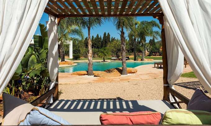 Es Canar Villa | COMETA Villa. Ibiza. impressive country house with a lot of garden