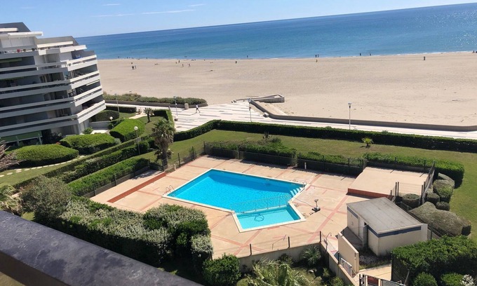 La Cote Radieuse Apartment | Escale au Sud* monthly rental in low season. Standing Parking Clim Wifi