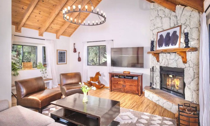 Arrowhead Villas House | Escape to a Lake Arrowhead Haven!