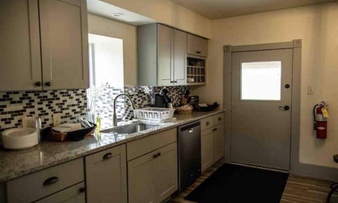 Zionhill House | Escape to Center Valley's 3-bedroom vacation home, 13 min to Dorney Park