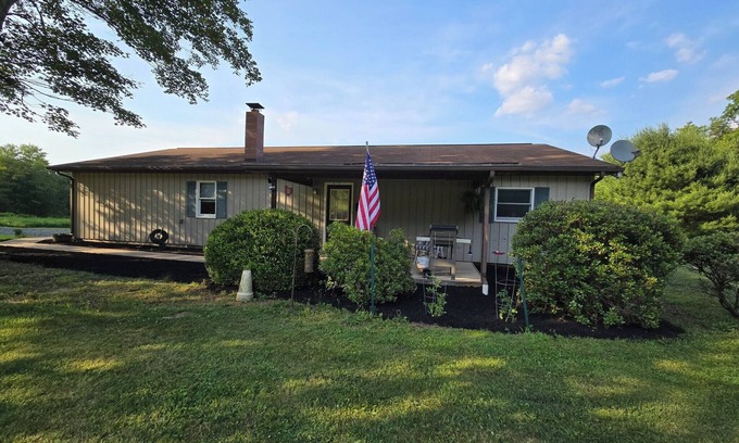 Munson House | Escape to Nature – 2 Bedroom Home on 13 Private Acres with ATV/UTV Trail Access!