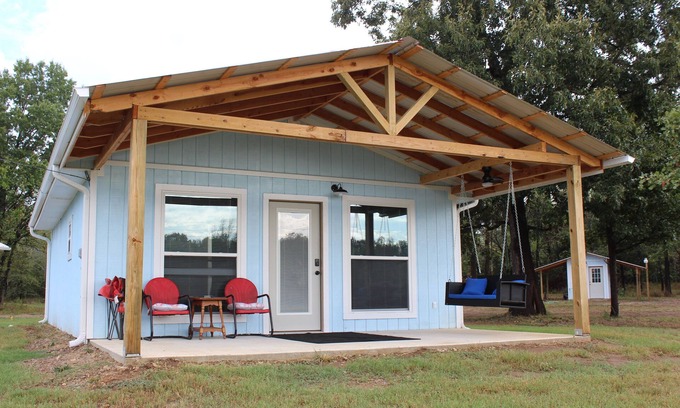 Albion Cabin | Escape To Nature’s Embrace: nUncle Joe's Creek Retreat - Ruby's Cabin