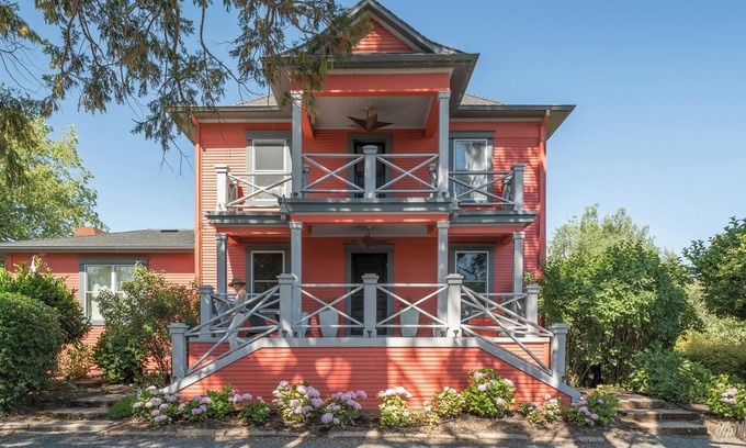 Graton House | Escape to Spirit Hill Farm