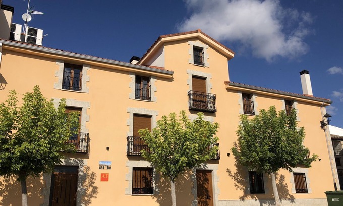 Baltanas Apartment | Escorraladas Tourist Apartment (2/9)