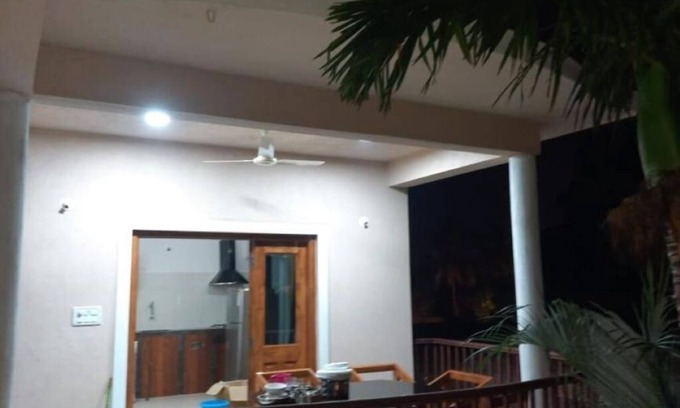 Gauravaddo House | Esha Apartment Calangute : Three-Bedroom House