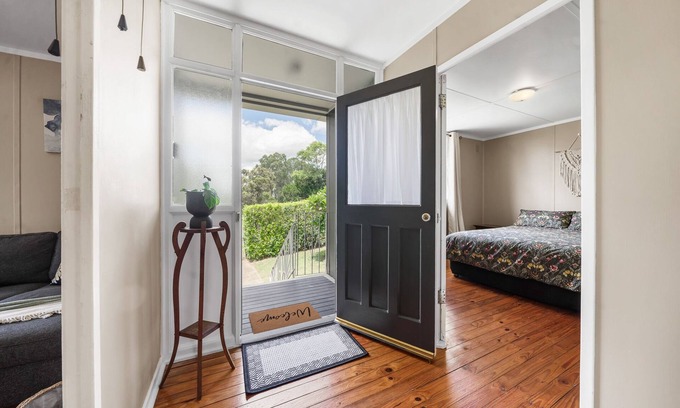 Esk House | Esk budget accommodation.