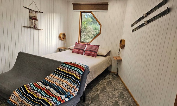 Pucon Cabin | Eskiador Cabin with Villarrica Volcano View