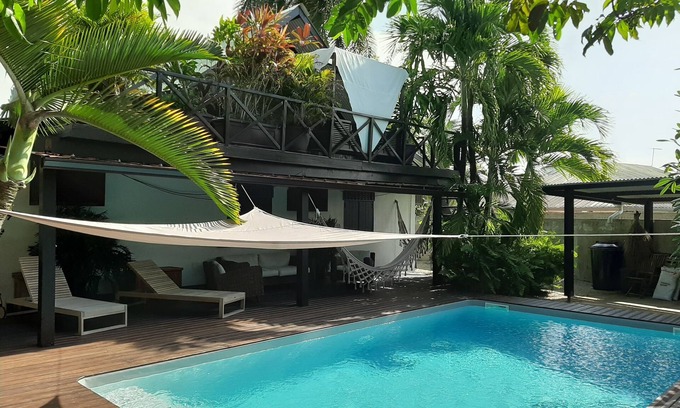 Kourou Apartment | ESPACE CASE/APARTMENT IN PRIVATE RESIDENCE WITH SWIMMING POOL