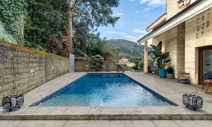 Arnuero House | Espectacular villa con piscina, sauna y jacuzzi