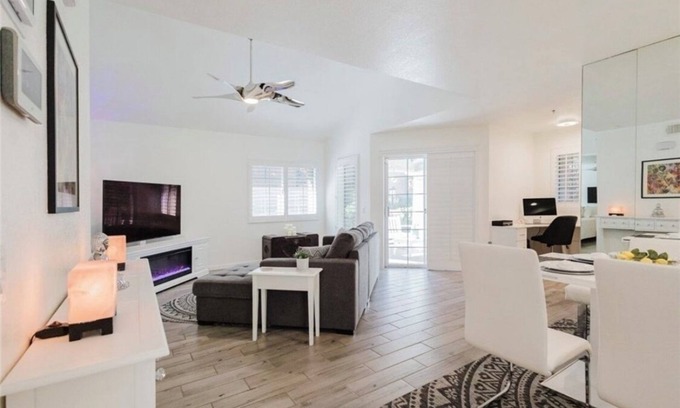 Cathedral City Condo | Esprit Sunshine Condo