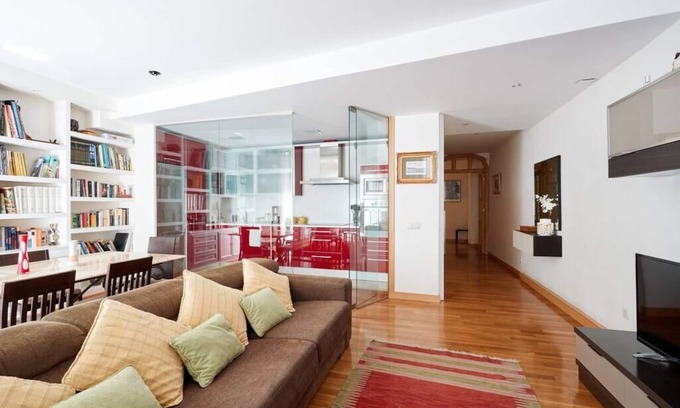Pamplona City Centre Apartment | ESTAFETA 39 - Old Town + Camino Santiago