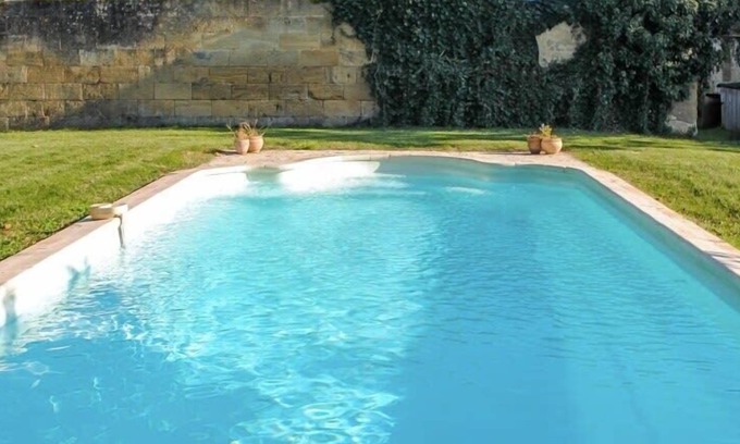 Sainte-Terre Villa | Estate with swimming pool at the gates of St Émilion