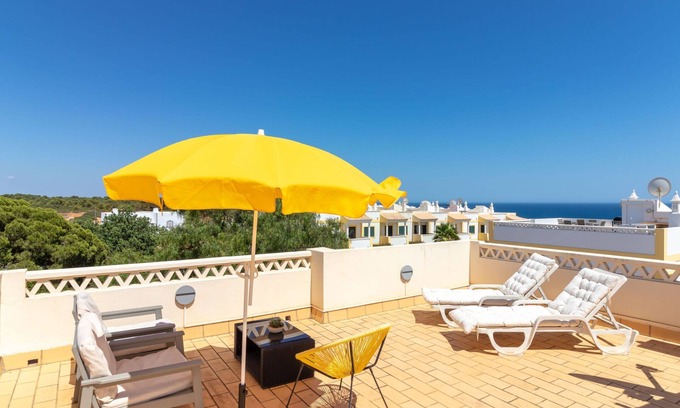 Benagil House | Estrela do Mar - Sea views, communal pool and just 300 from beach