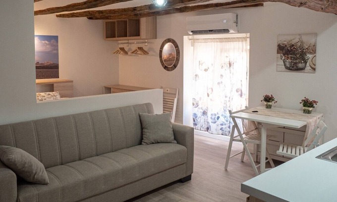 Arguedas Apartment | Estudio Rústico cerca de Bardenas Reales y Senda Viva !