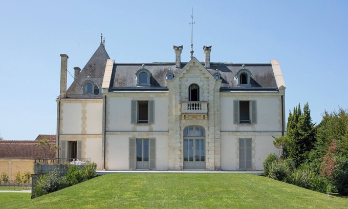 Medoc House | Etablissement de Charme à 10 Minutes des Plus Prestigieux Châteaux Viticoles