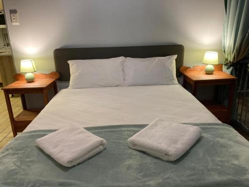 Universitas House | Eucalyptus Retreat