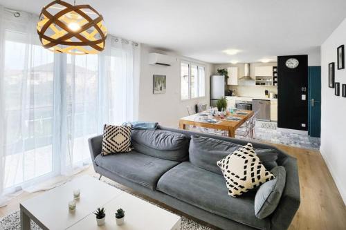 Bron Apartment | Eurexpo 3ch