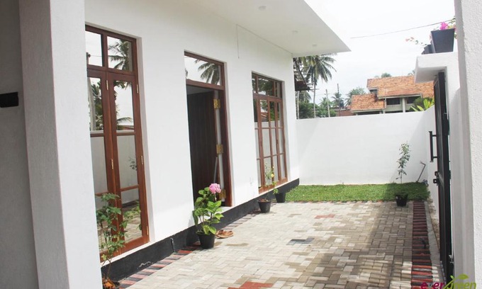 Dalupotha House | Ever Green Villa