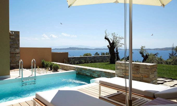 Ouranoupoli Villa | Excellent Halkidiki Villa | Junior Pool Villa 2 | 1 Bedroom | Stunning Sea.