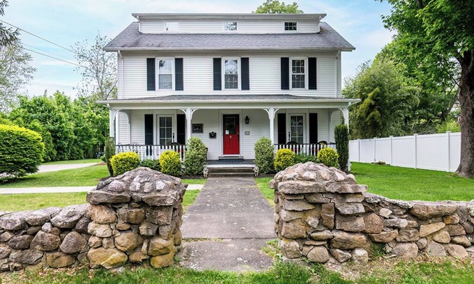 Wakefield-Peacedale House | Exceptional Historic "The Wakefield" in town. Narragansett Beaches-3 mi-Rec Room