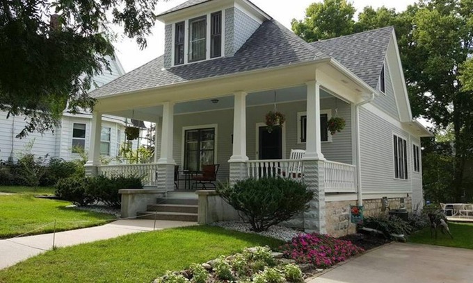 Decorah House | Exceptional new listing Decorah Craftsman Bungalow