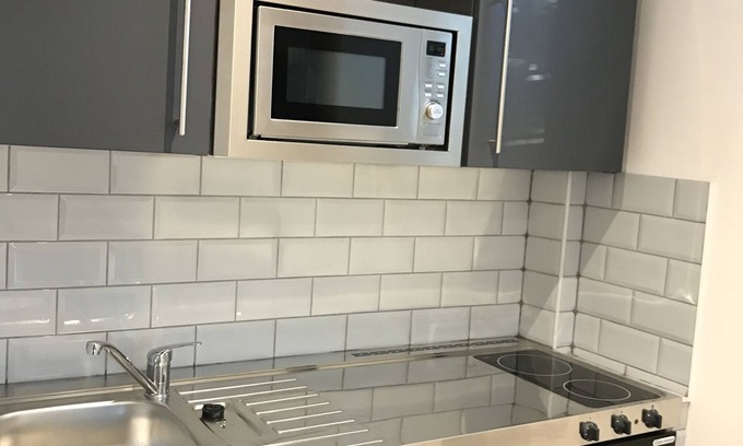 East Haddon Apartment | Exciting new Studio apartment - compact, modern, comfortable