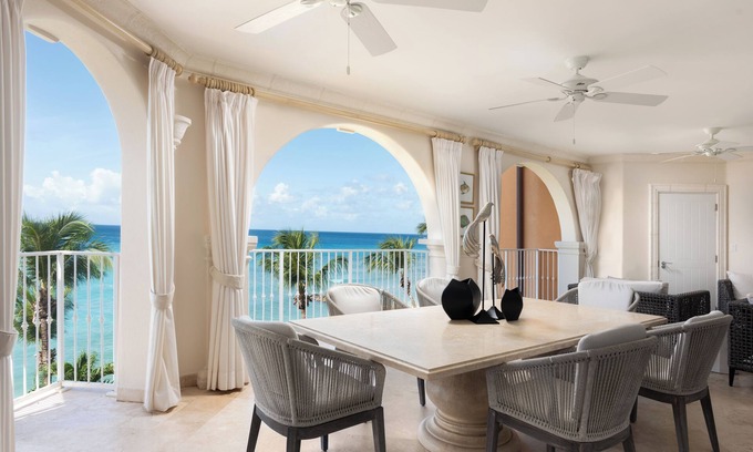 Little Battaleys Apartment | Exclusive 3-bedroom apartment with AC and fitness room - Saint Peters Bay 403