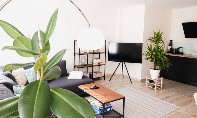 Detmold-Nord Apartment | ✰Exclusive✰ 72sqm apartment in the heart of Detmold, terrace, parking lot