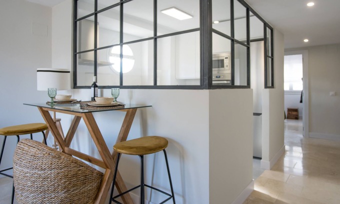 Tabladilla-La Estrella Apartment | Exclusive apartment with garage next to Avda. de la Palmera