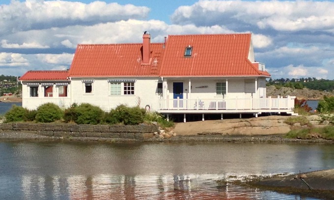Sandefjord House | Exclusive Fjord Retreat on Private Island w/Pier & Modern Comfort