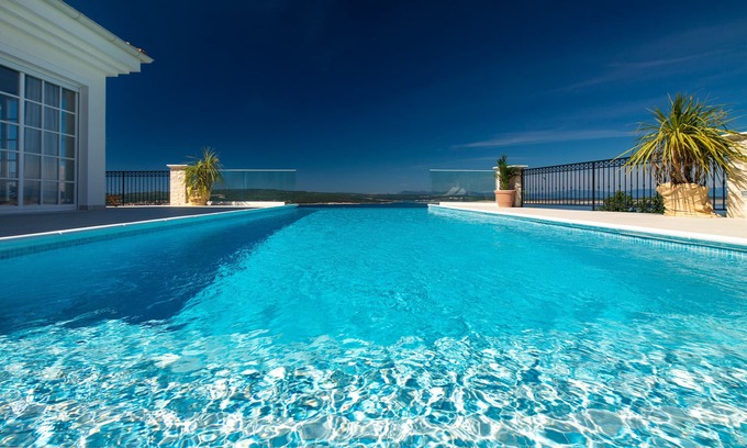 Crikvenica Villa | Exclusive new 5 * villa with panoramic sea view and heated pool