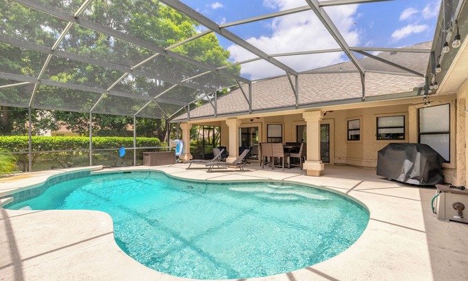 Samsula-Spruce Creek House | Exclusive Spruce Creek 4BR Home w/Pool & 24/7 Security