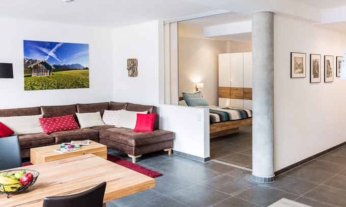 Mittenwald Apartment | Exclusive vacation apartment in the historic Ballenhausgasse